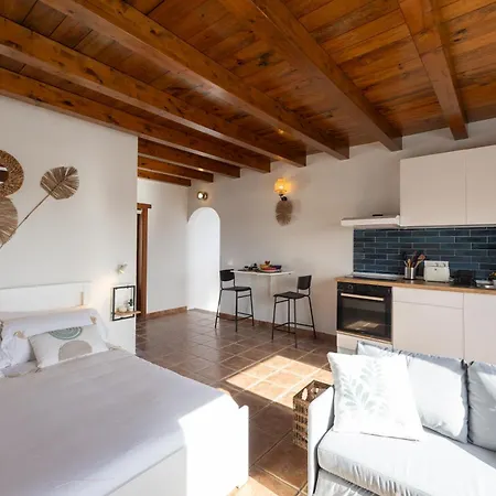 - Large Terrace - Ocean Views - La Santa Apartament